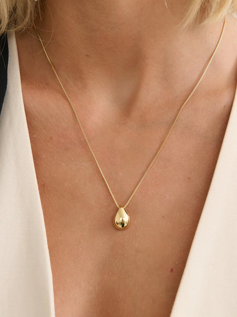 ELIANA 18K Plated Necklace - Gold